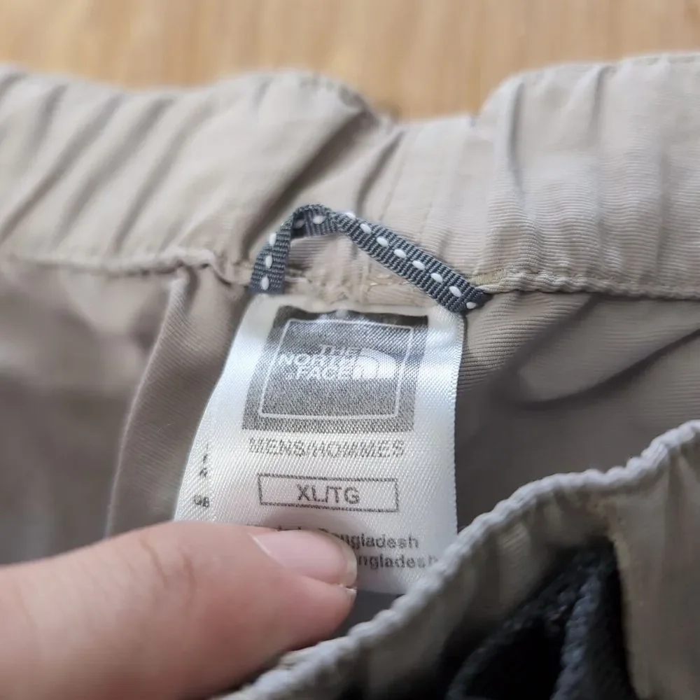 The North Face Men's XL 36x10 Cargo Nylon Shorts Pocket Zip Belted Elastic Waist